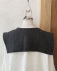 画像3: mifumi／当店限定 クロスステッチ刺繍の付け襟（スケキヨブローチ付）・黒 (3)