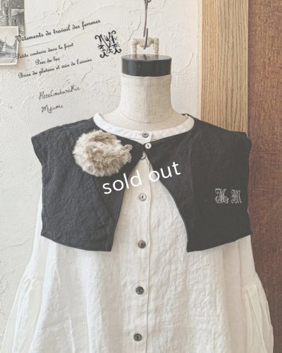 画像1: mifumi／当店限定 クロスステッチ刺繍の付け襟（スケキヨブローチ付）・黒