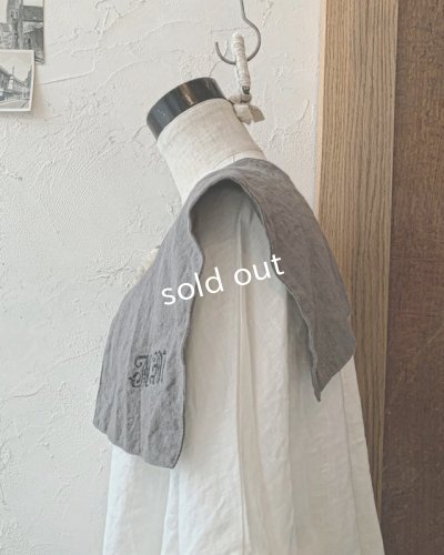 画像2: mifumi／当店限定 クロスステッチ刺繍の付け襟（スケキヨブローチ付）・グレー