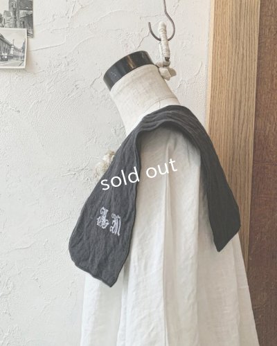 画像2: mifumi／当店限定 クロスステッチ刺繍の付け襟（スケキヨブローチ付）・黒