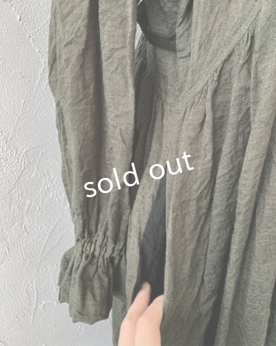 画像5: MARCHE' DE SOEUR／ラッフルウエストリボンワンピース・カーキ