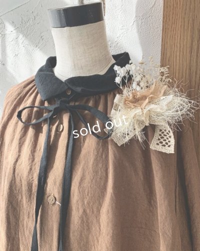 画像2: 【アンティークレースコサージュ付き】MARCHE' DE SOEUR／アンのリボンワンピース・アンティークブラウン