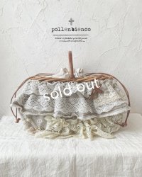 pollenbienco／アンティークレースのウッドハンドルバスケット・A