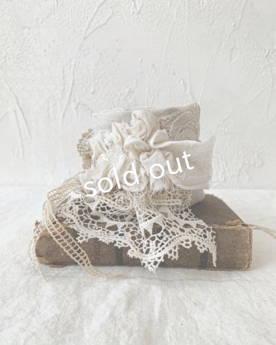 画像5: pollenbienco/アンティークレースのクッションブレスレット・B