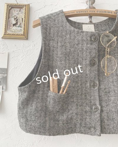画像3: MARCHE' DE SOEUR/シェットランドウールへリンボーン ちびベスト・チャコール