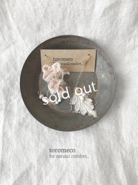 toromeco／桜染めの耳飾り・yuragi