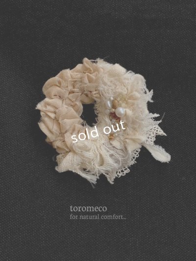 画像1: toromeco／アンティークビーズのsew brooch