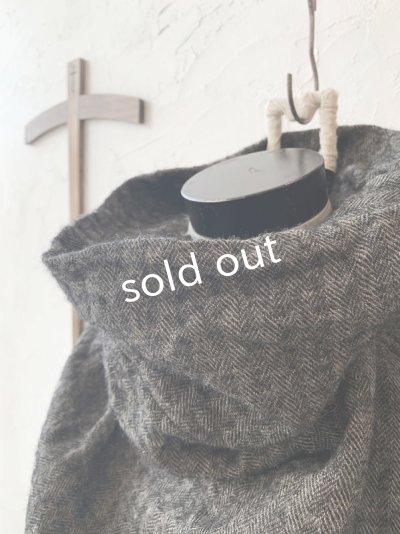 画像3: MARCHE' DE SOEUR／シェットランドウールへリンボーンポンチョ・チャコール