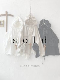 Bliss Bunch/フードプルオーバー