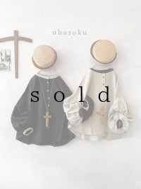 ubasoku/バイカラーパフ袖ブラウス