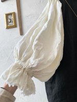 画像5: MARCHE' DE SOEUR／ラッフルバルーンプルオーバー・オフ×黒 (5)