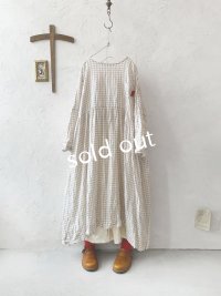 MARCHE' DE SOEUR／ギャザーワンピース・ベージュチェック