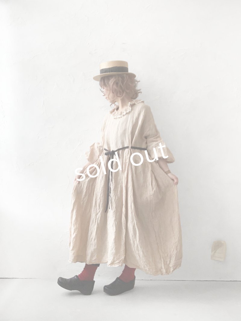 画像11: MARCHE' DE SOEUR／ラッフルウエストリボンワンピース・ソフトベージュ (11)