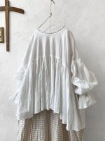 画像2: MARCHE' DE SOEUR／パフスリーブギャザープルオーバー・ホワイト (2)