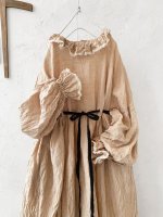 画像2: MARCHE' DE SOEUR／ラッフルウエストリボンワンピース・ソフトベージュ (2)