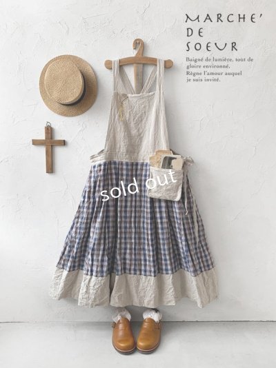 画像1: MARCHE' DE SOEUR／エプロンワンピース・生成り×ブルーチェック