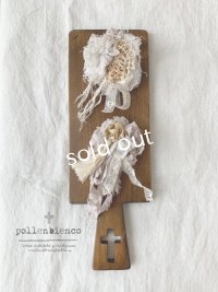 pollenbienco／アンティークタッセルのブローチ