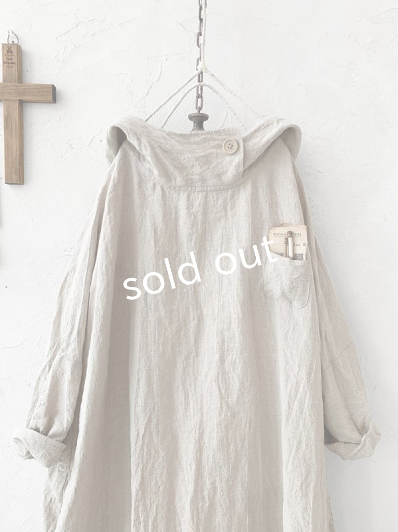 画像2: MARCHE' DE SOEUR／フードワンピース・生成り (2)