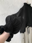 画像6: nous rendent heureux／シャーリングブラウス・黒