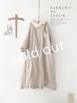 MARCHE' DE SOEUR／フードワンピース・生成り×オフ