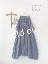 MARCHE' DE SOEUR／フローフリルワンピース・遠州織ブルー