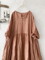 画像2: MARCHE' DE SOEUR／ギャザーワンピース・遠州織ブラッドオレンジ (2)