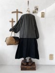 画像8: ubasoku/バイカラー起毛パフ袖ブラウス・チャコール