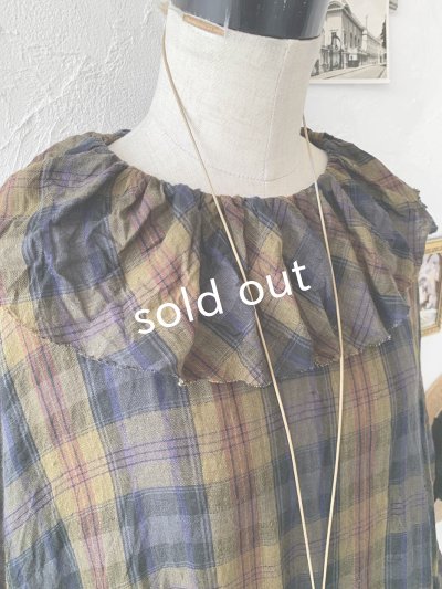画像3: MARCHE' DE SOEUR/ラッフル襟のワンピース・カーキチェック