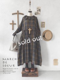 MARCHE' DE SOEUR／ラッフル襟のワンピース・カーキチェック