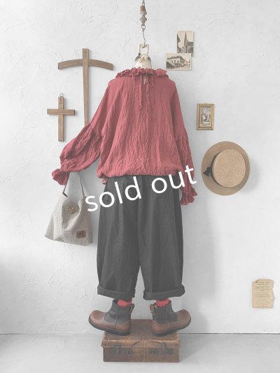 画像9: MARCHE' DE SOEUR/ラッフル襟の裾絞りプルオーバー・ファナージュダークレッド