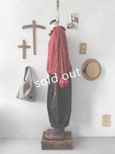 画像7: MARCHE' DE SOEUR/ラッフル襟の裾絞りプルオーバー・ファナージュダークレッド