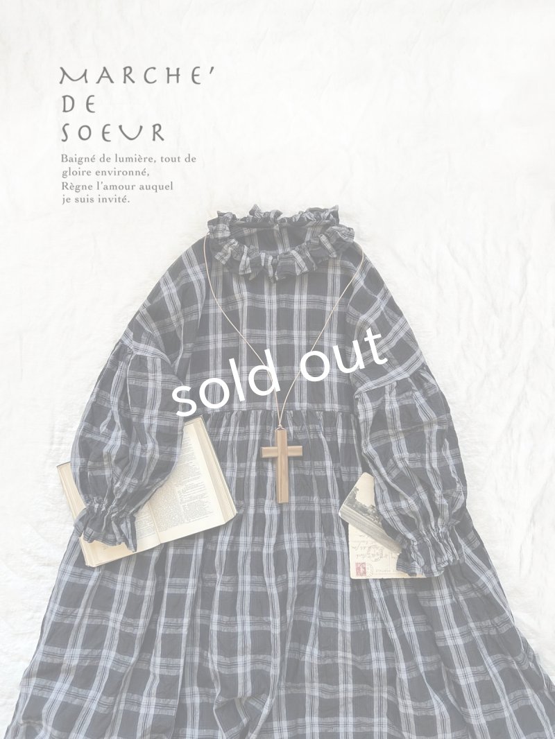 画像1: MARCHE' DE SOEUR／ラッフル襟のワンピース・ネイビーチェック (1)