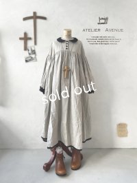 Avenue／丸襟ギャザーワンピース・生成り
