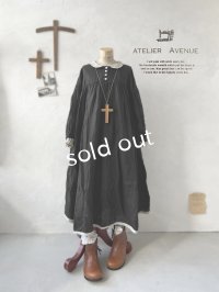 Avenue／丸襟ギャザーワンピース・黒