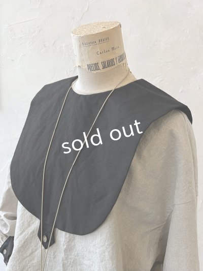 画像5: je suis comme je suis/ビブカラーブラウス・生成り×黒襟