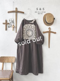 shizuka's／アンティークレースのワンピース・ビターチョコ