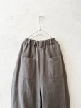 画像4: MAGALI /タックボタンパンツ・アッシュグレー