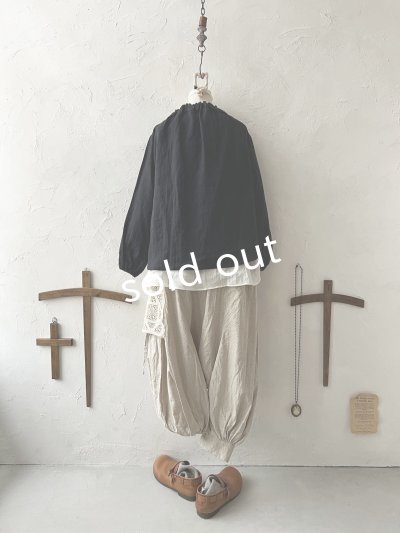 画像5: nous rendent heureux/ボリュームタック襟ブラウス・黒