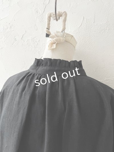 画像8: nous rendent heureux/フリル襟ピンタックワンピース・黒