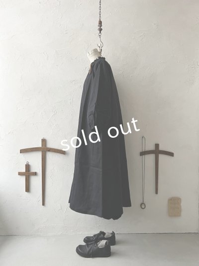 画像6: nous rendent heureux/フリル襟ピンタックワンピース・黒