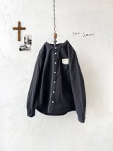 seasew.／バンドカラーシャツ・ブラック