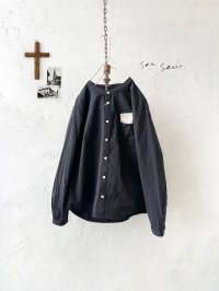 seasew.／バンドカラーシャツ・ブラック