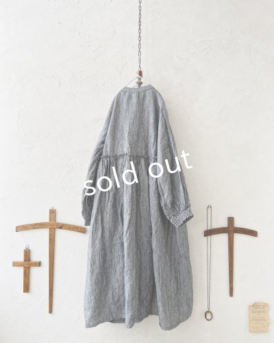 画像6: ubasoku/ボリューム袖ギャザーワンピース・ブラックストライプ