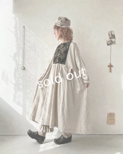 画像8: MARCHE' DE SOEUR/ターシャのワンピース・生成り