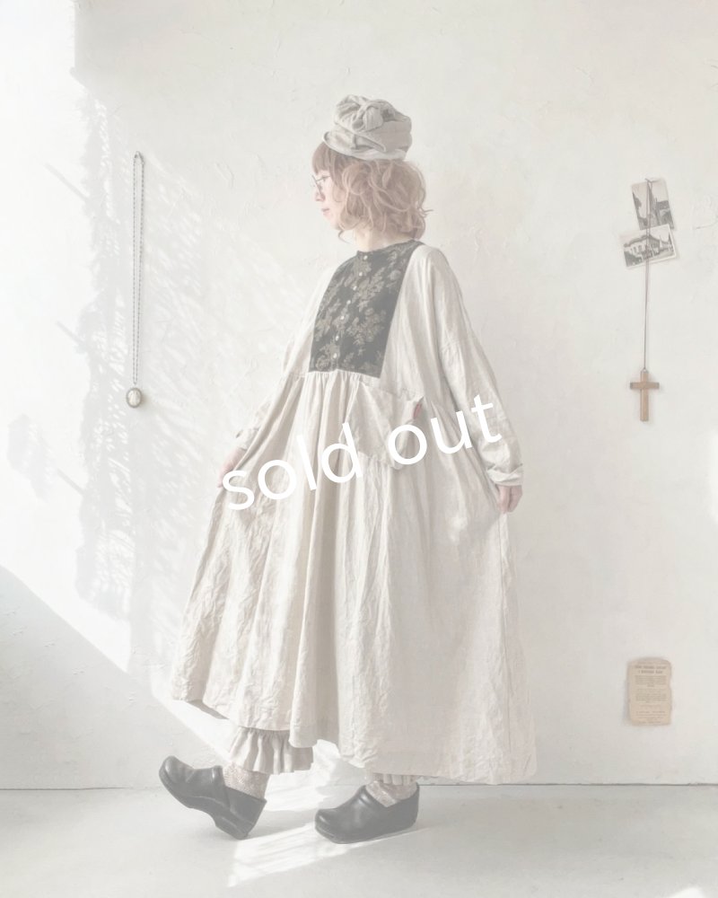 画像8: MARCHE' DE SOEUR/ターシャのワンピース・生成り (8)