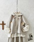 画像2: MARCHE' DE SOEUR／セーラ襟のタッセルちびジャケット・ベージュチェック (2)