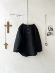 画像1: seasew.／フレンチリネンヘンリーネックプルオーバー・ブラック (1)