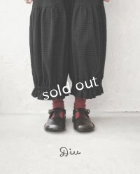 Diu／本革 Tストラップシューズ（2color）