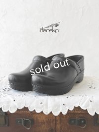 dansko／プロフェッショナル・black cabrio