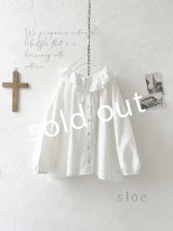 sloe／フリル襟のパフ袖ブラウス・オフホワイト